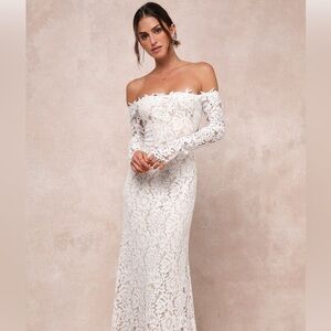 NWT Lulu’s Off-Shoulder Lace Bridal Dress